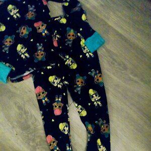 Girls size 8 LOL Pajamas long sleeves